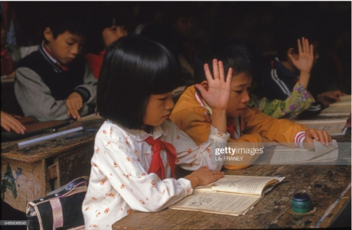 Loạt ảnh lý thú về học sinh tiểu học Hà Nội năm 1987
