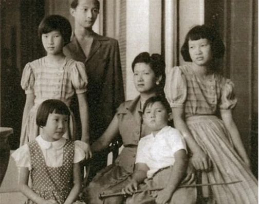 Uẩn khúc không thể lý giải của vua Bảo Đại và tình sử cùng Nam Phương Hoàng hậu